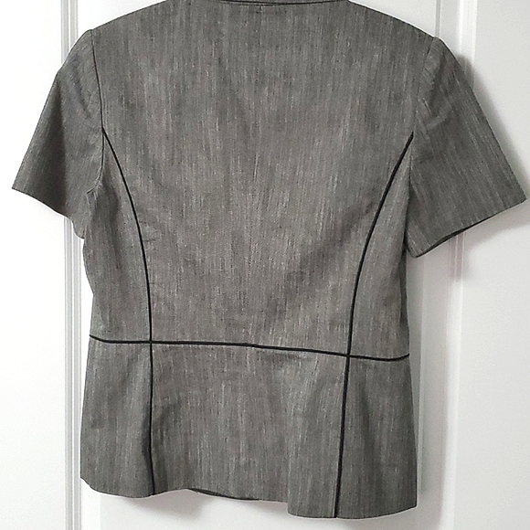 Short sleeve jacket - Picture 5 of 5